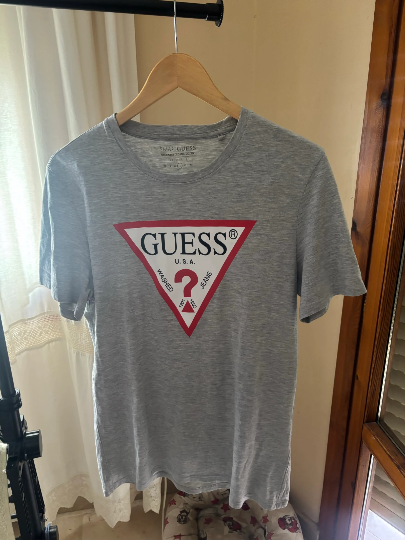 Camiseta GUESS